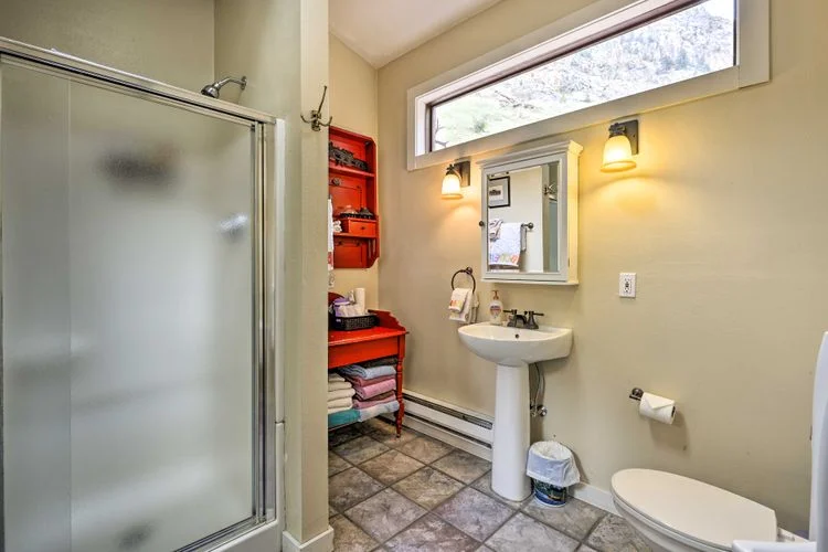 Bunk room bathroom
