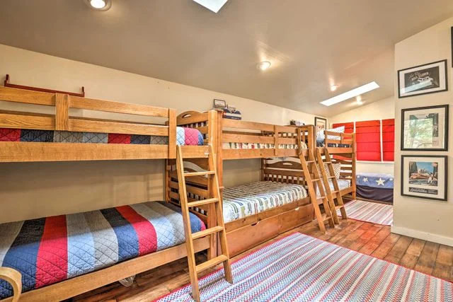 Bunk room